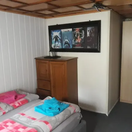 Haus In * Мальхов